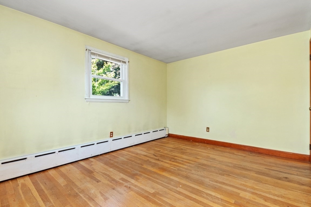 14 Valley Road Boston, MA 02124 - Photo 21 of 34