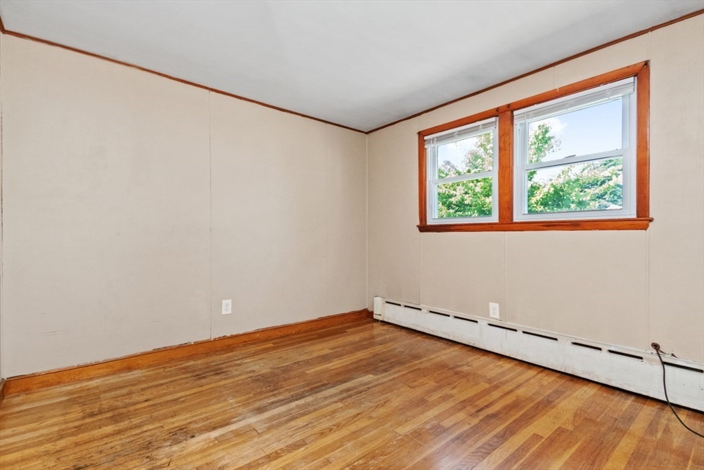 14 Valley Road Boston, MA 02124 - Photo 22 of 34