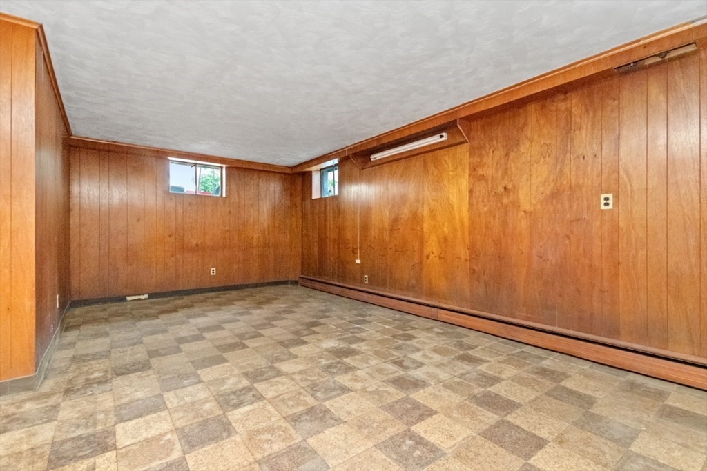 14 Valley Road Boston, MA 02124 - Photo 29 of 34