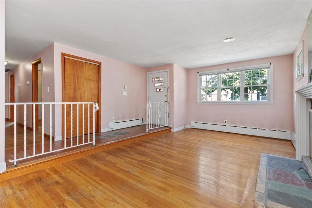 14 Valley Road Boston, MA 02124 - Photo 9 of 34