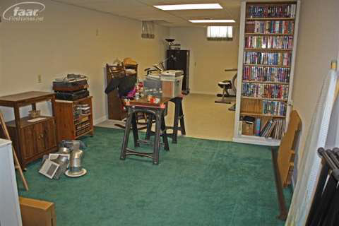 6271 Chicago Road Flushing, MI 48433 - Photo 15 of 17 20394121-14.JPG