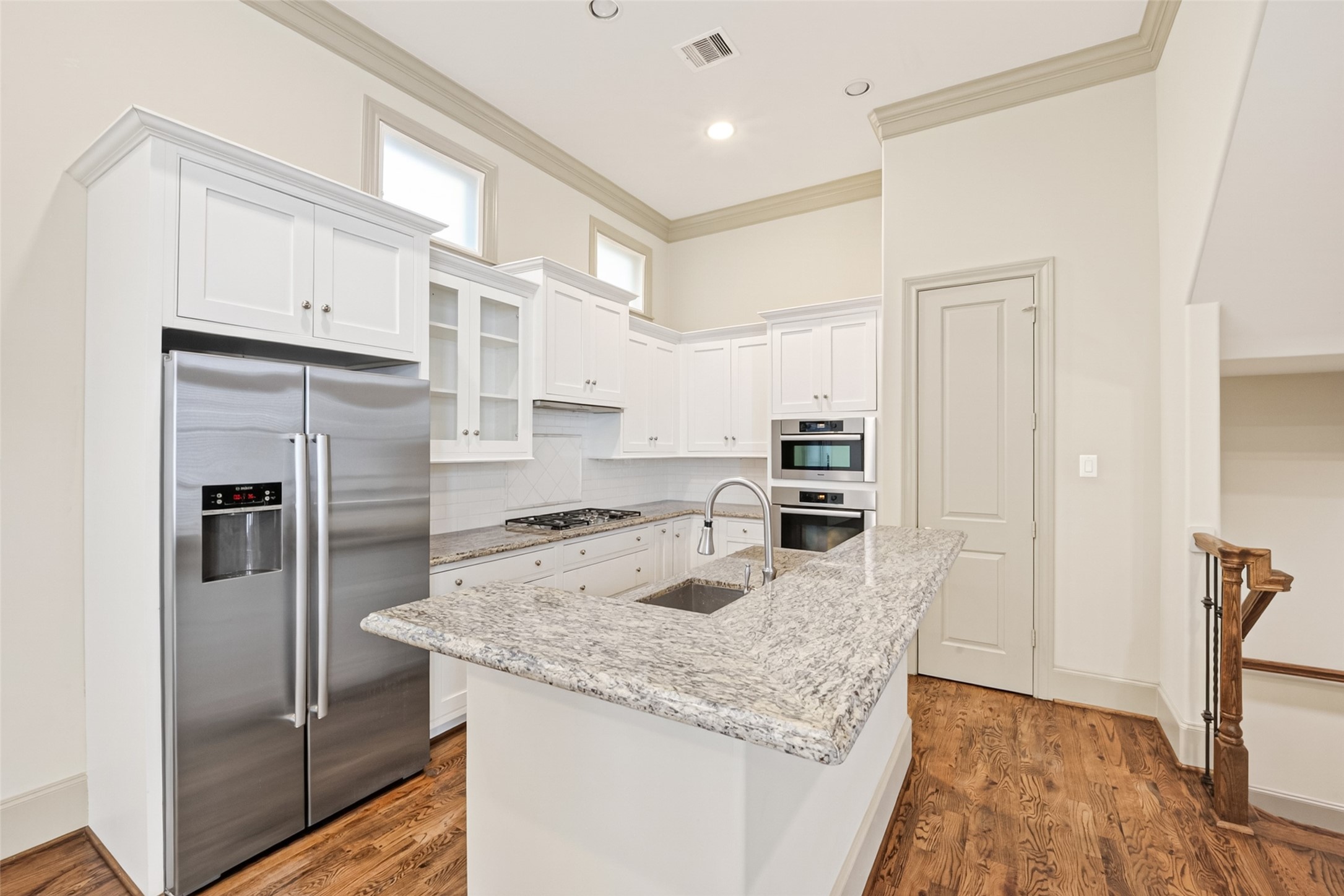308 West Bell Street Houston, TX 77019 - Photo 23 of 50