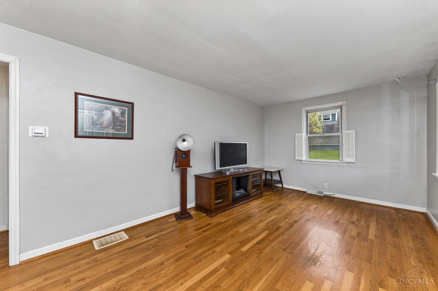 7734 Forest Road Cincinnati, OH 45255 - Photo 16 of 38 Gallery Image 16