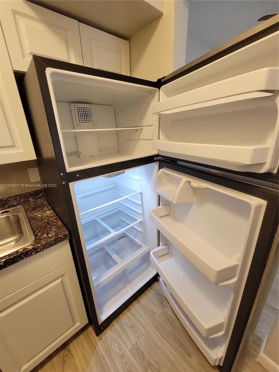 835 Lenox Avenue, Unit 207 Miami Beach, FL 33139 - Photo 5 of 19