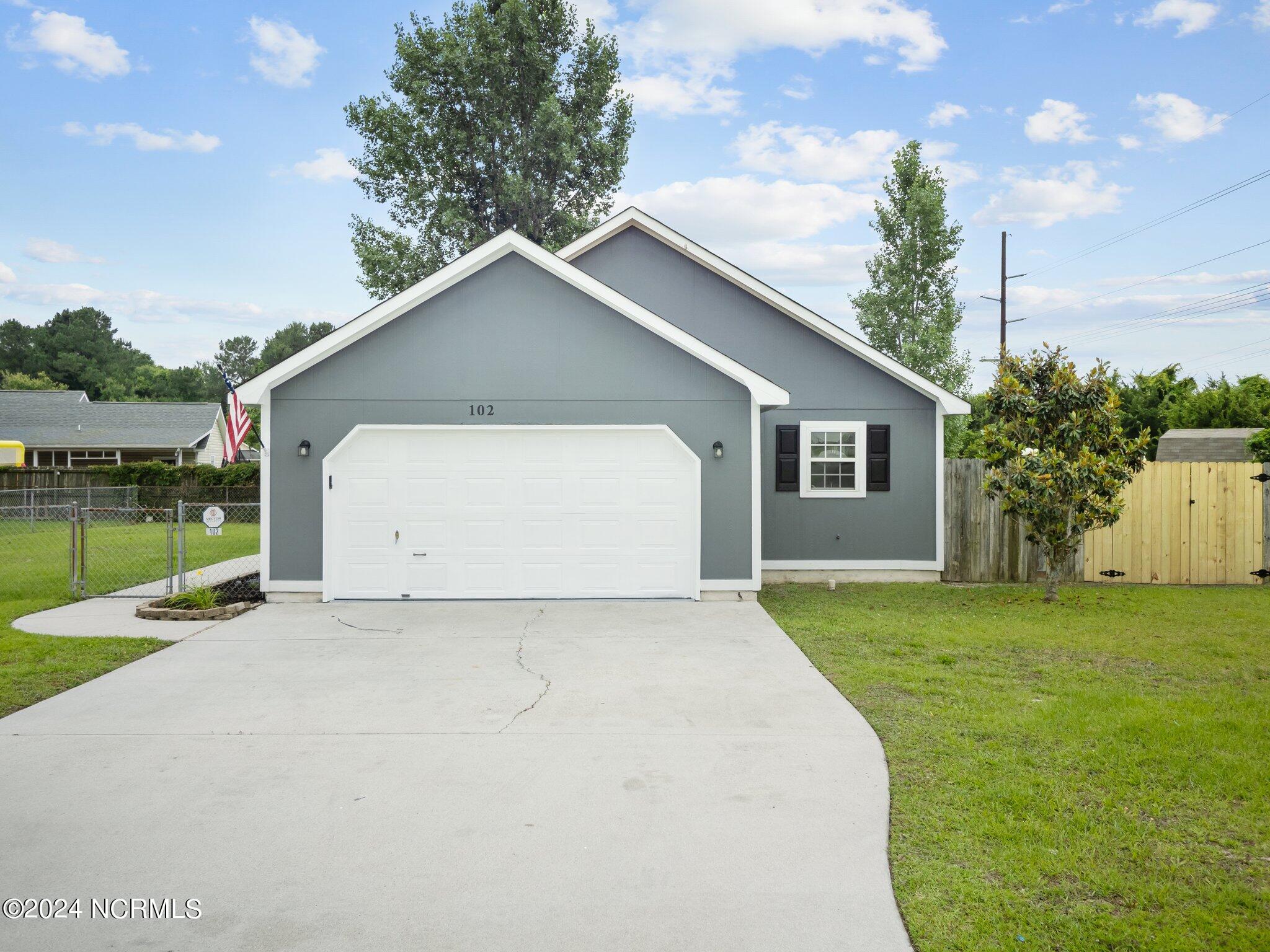 102 Parnell Road Hubert, NC 28539 - Photo 5 of 50 1-web-or-mls-P5286503