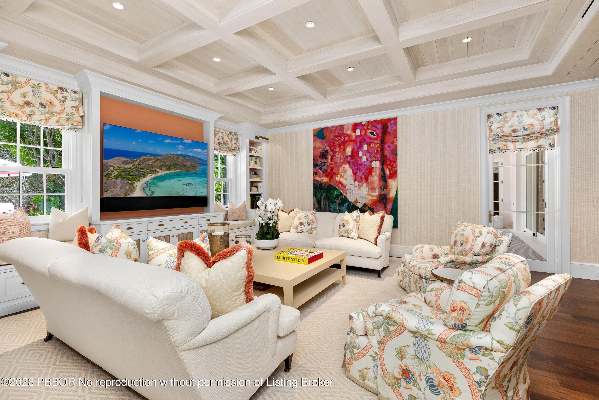 255 Wells Road Palm Beach, FL 33480 - Photo 18 of 48 Family Room