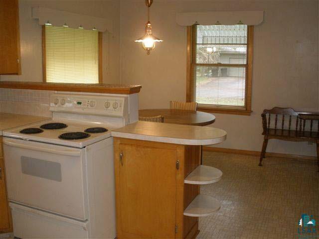8 Royalton Road Superior, WI 54880 - Photo 6 of 20 Gallery Image 6