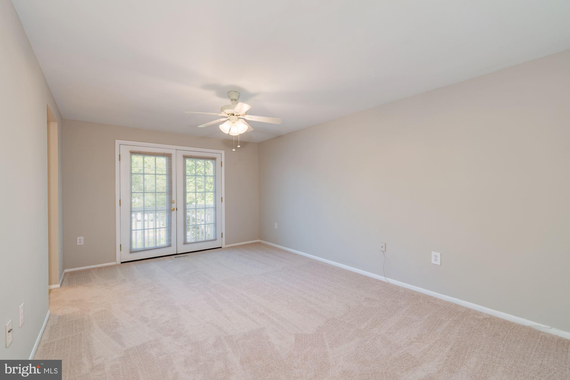219 North Cottage Road Sterling, VA 20164 - Photo 13 of 21 Light and bright master suite