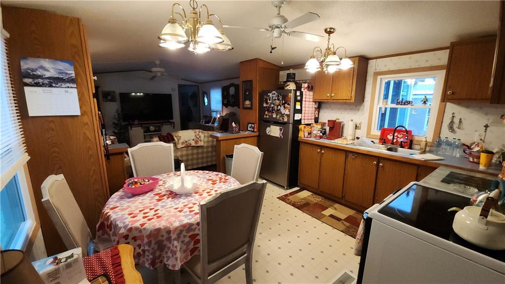 226 Poplar Street Rochester, PA 15074 - Photo 8 of 21 Gallery Image 8