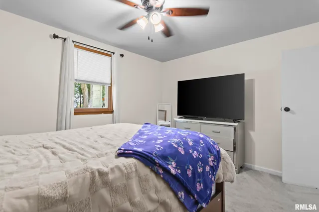 $89,000 | 152 South Job Street, Virginia, IL 62691