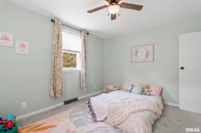 $89,000 | 152 South Job Street, Virginia, IL 62691