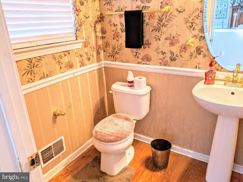 3 Ridgeway Lane Tuckerton, NJ 08087 - Photo 8 of 14 Bath