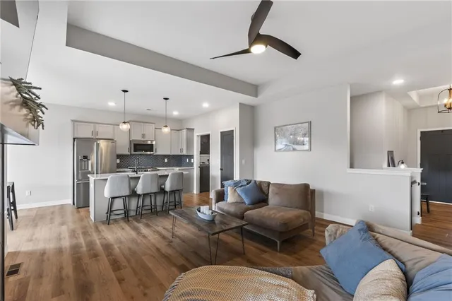 $505,000 | 3925 Northwest 95th Terrace, Kansas City, MO 64154