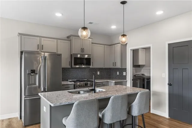 $505,000 | 3925 Northwest 95th Terrace, Kansas City, MO 64154