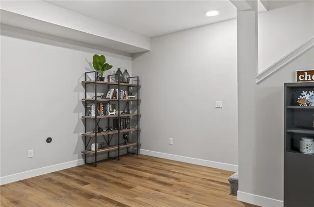 $505,000 | 3925 Northwest 95th Terrace, Kansas City, MO 64154