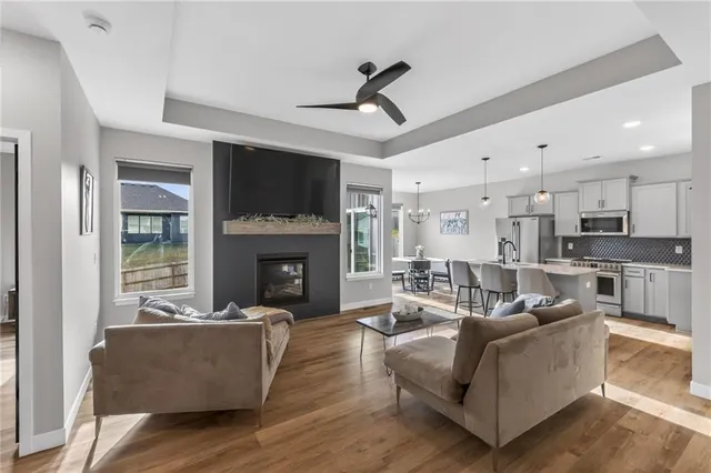 $505,000 | 3925 Northwest 95th Terrace, Kansas City, MO 64154