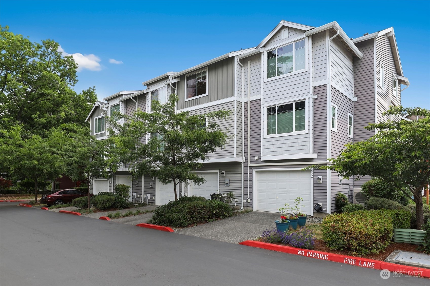 6552 High Point Drive Southwest Seattle, WA 98126 - Photo 34 of 37 Gallery Image 34