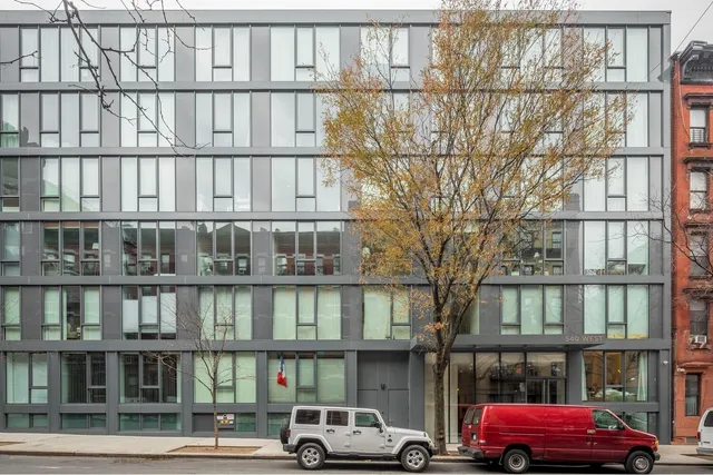 $6,750 | 540 West 49th Street, Unit 603N | Hell's Kitchen