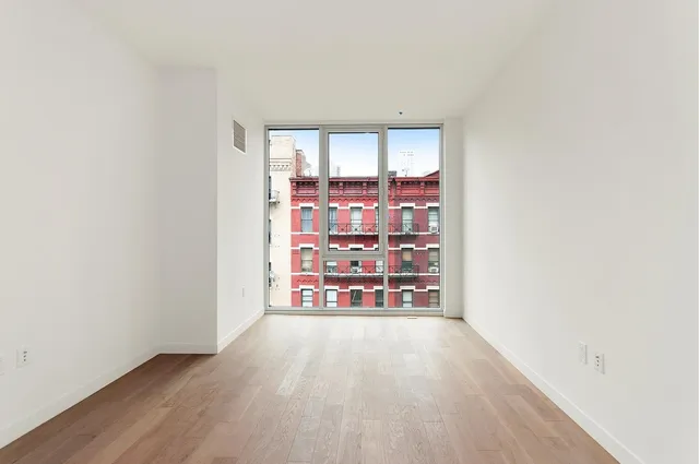 $6,750 | 540 West 49th Street, Unit 603N | Hell's Kitchen