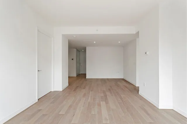 $6,750 | 540 West 49th Street, Unit 603N | Hell's Kitchen