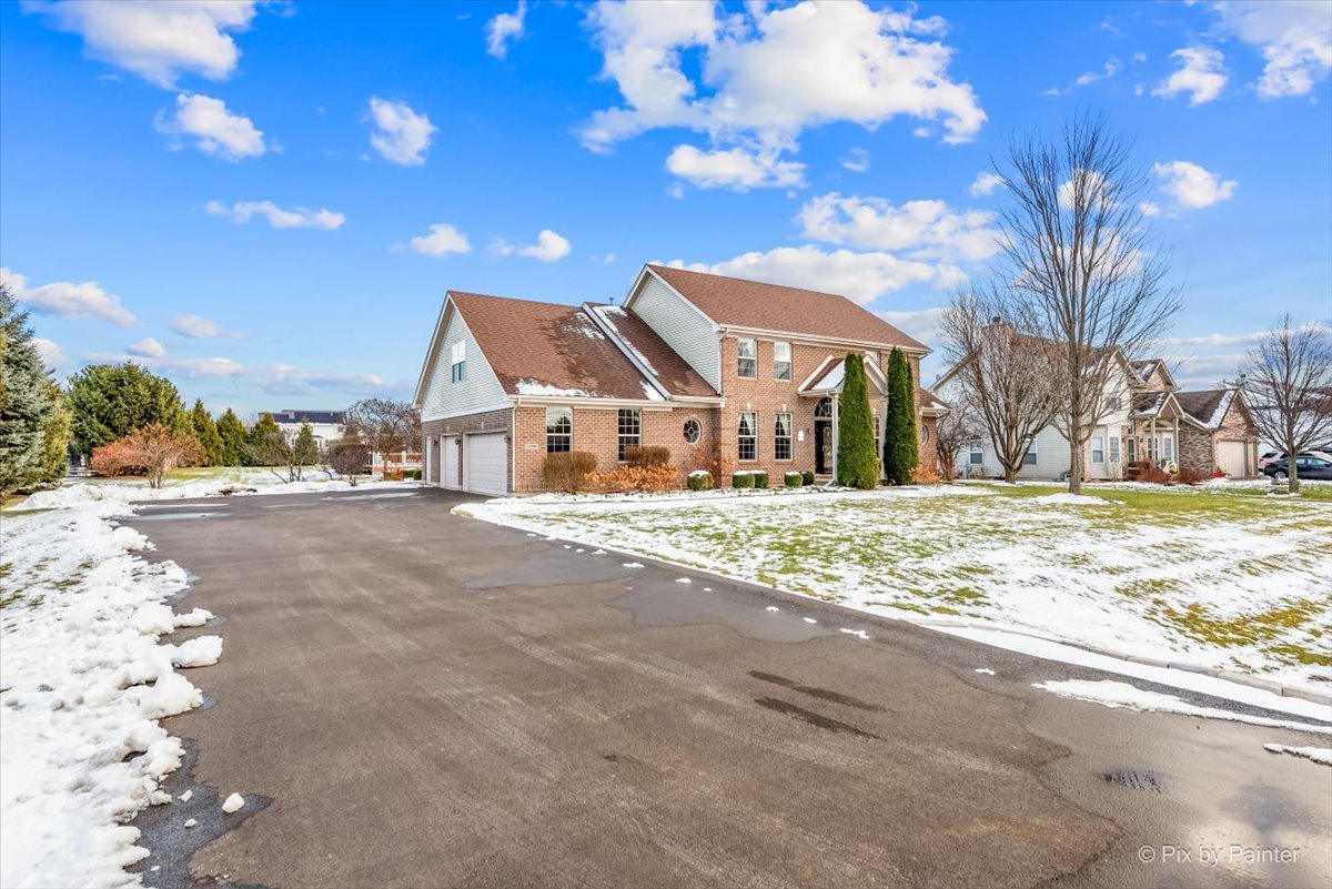 5708 Dakota Ridge Johnsburg, IL 60051 - Photo 3 of 56 Gallery Image 3