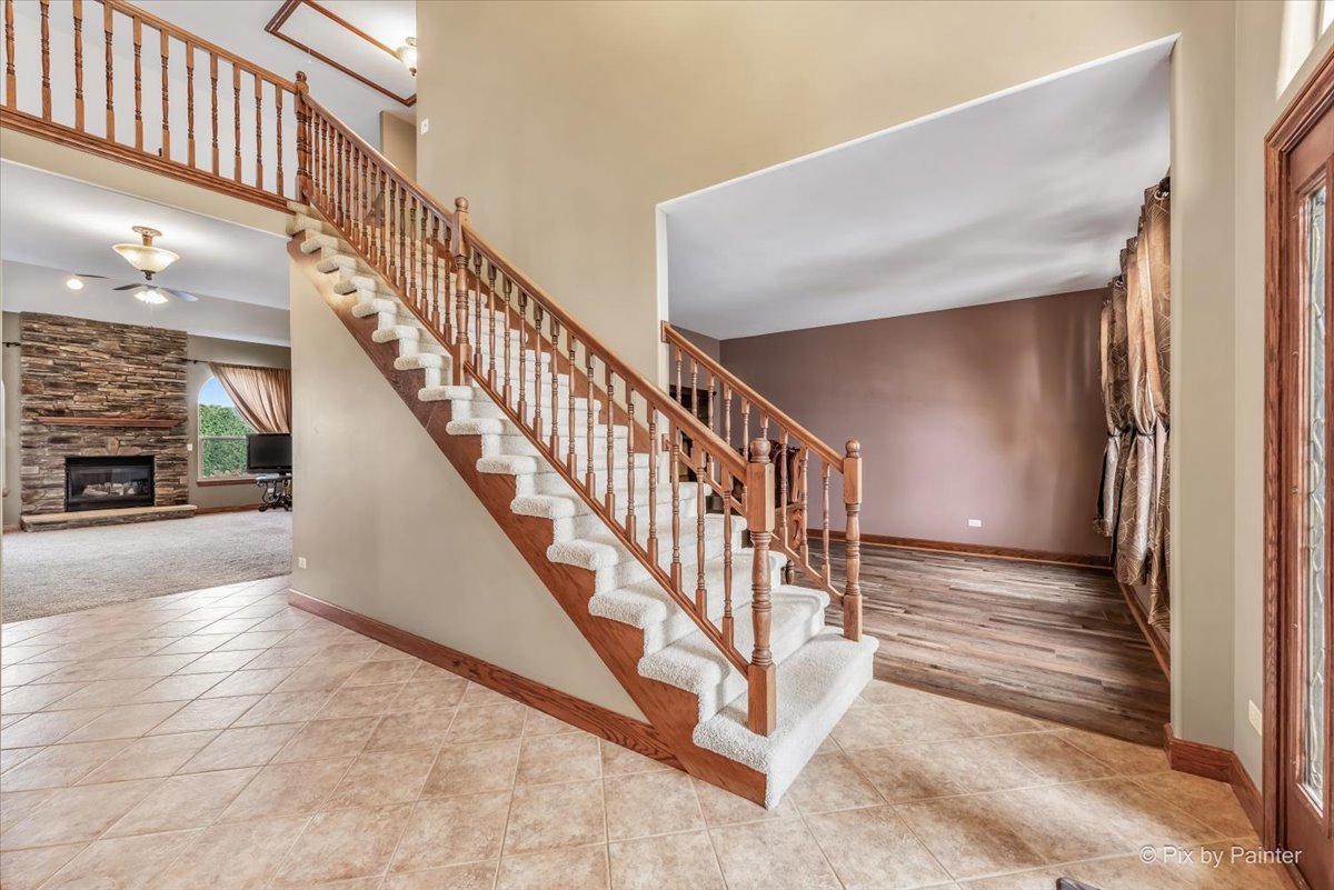 5708 Dakota Ridge Johnsburg, IL 60051 - Photo 7 of 56 Gallery Image 7