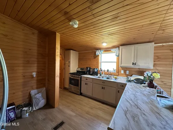 $278,900 | 770 Oswegatchie Road, Palatine Bridge, NY 13428