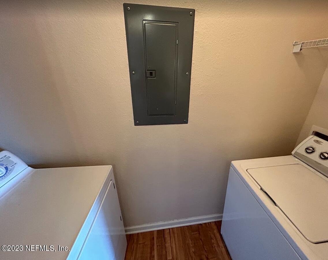 8290 Gate Parkway West, Unit 149 Jacksonville, FL 32216 - Photo 14 of 14 a bathroom with a sink and vanity