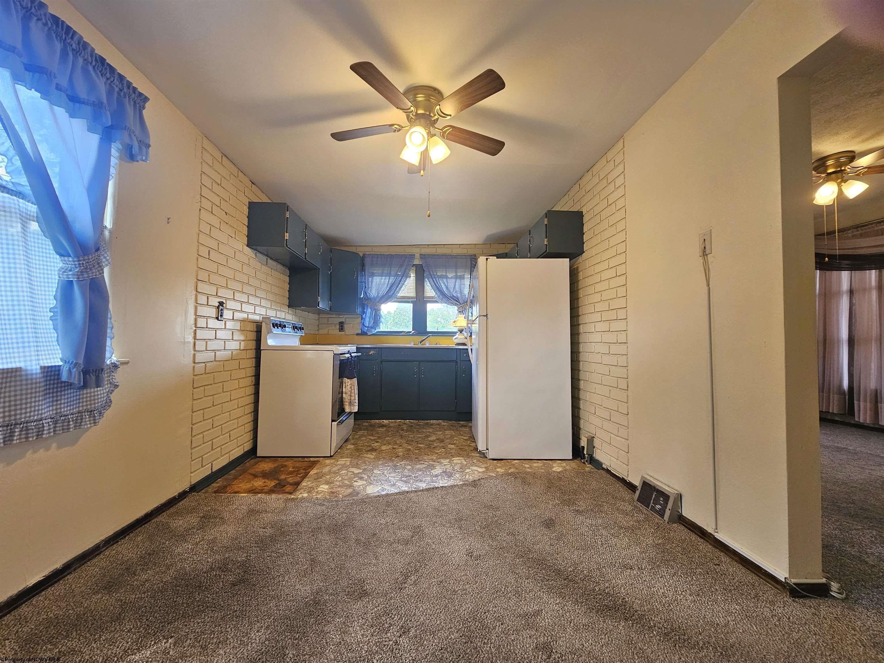 1630 Fairfield Road Fairmont, WV 26554 - Photo 14 of 25 Gallery Image 14