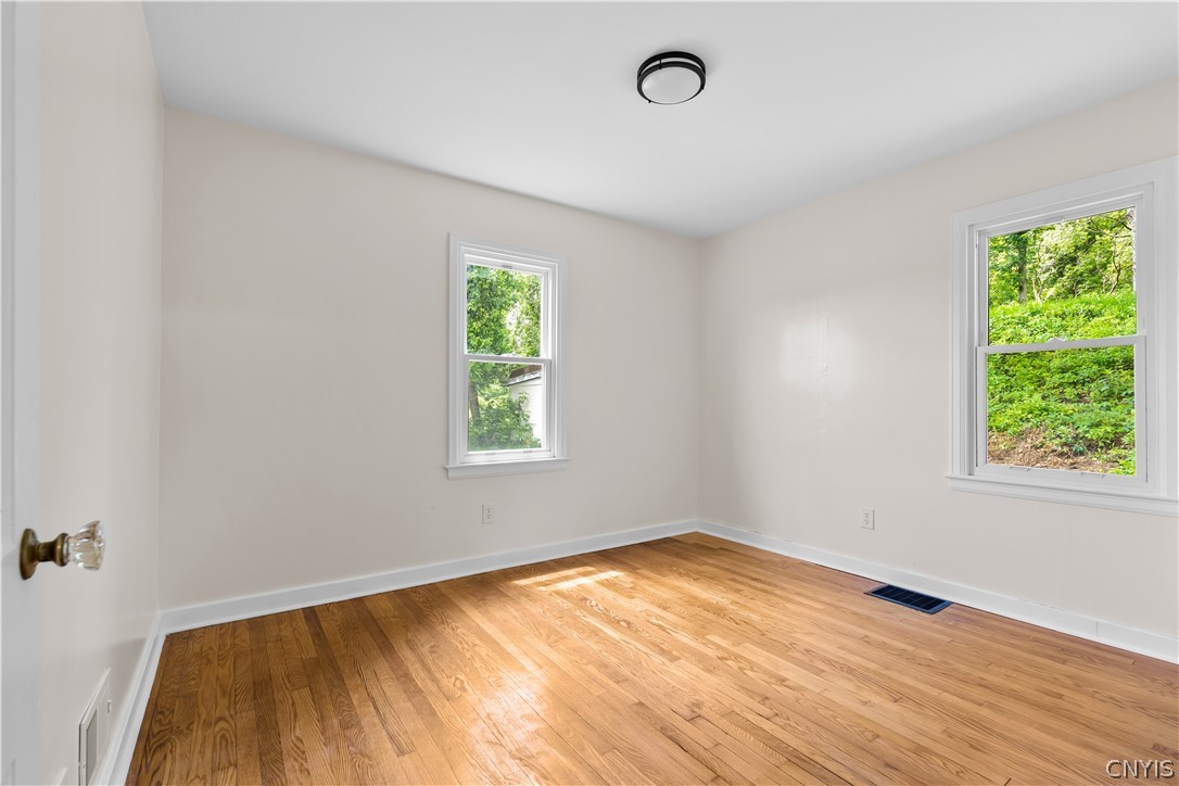 5083 South Onondaga Road Onondaga, NY 13120 - Photo 7 of 34