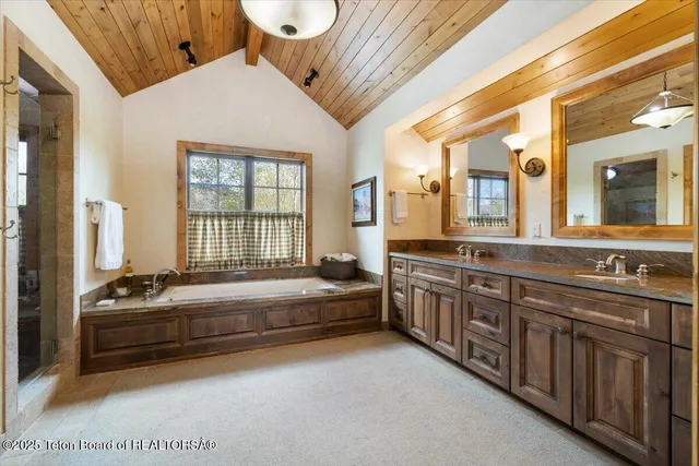 $13,975,000 | 2780 Raptor View Lane, Jackson, WY 83001