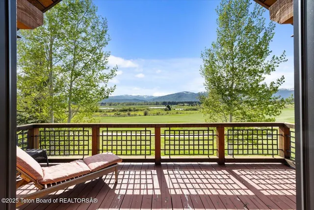 $13,975,000 | 2780 Raptor View Lane, Jackson, WY 83001