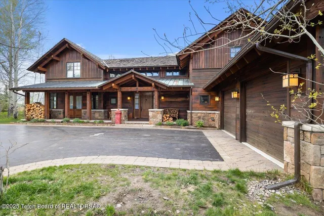 $13,975,000 | 2780 Raptor View Lane, Jackson, WY 83001
