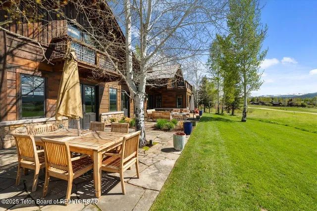 $13,975,000 | 2780 Raptor View Lane, Jackson, WY 83001