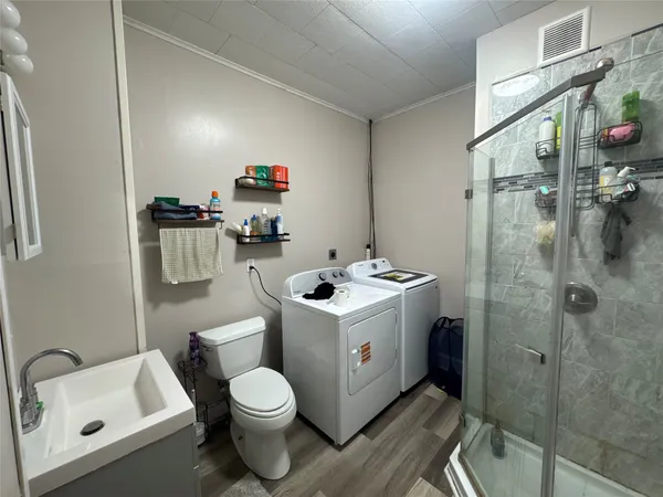 $3,000 | 44 Leroy Street, Binghamton, NY 13905