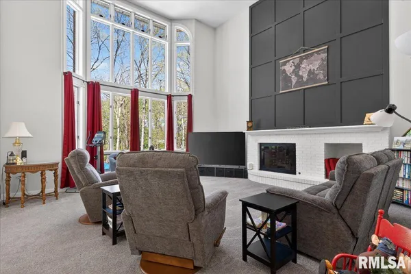 $767,000 | 49 Westwood Lane, Springfield, IL 62711