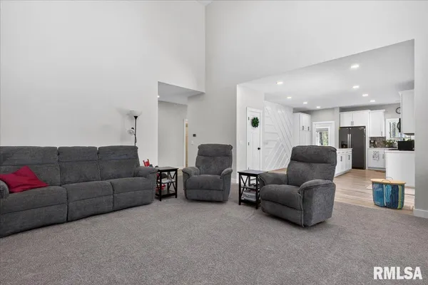 $767,000 | 49 Westwood Lane, Springfield, IL 62711