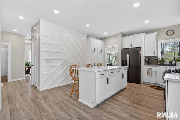 $767,000 | 49 Westwood Lane, Springfield, IL 62711