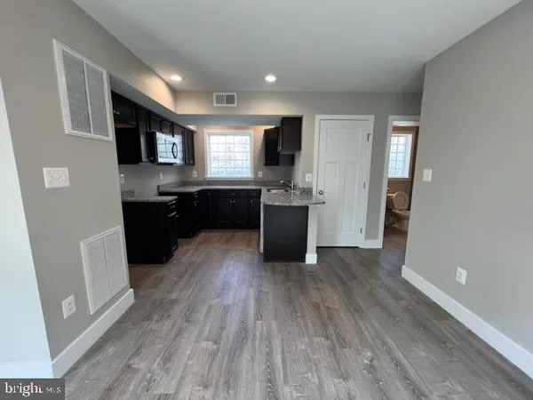 $2,695 | 4114 3rd Street, Unit 2, North Beach, MD 20714