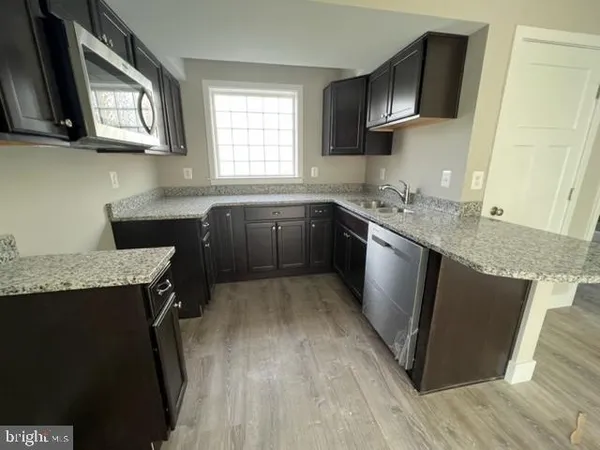 $2,695 | 4114 3rd Street, Unit 2, North Beach, MD 20714