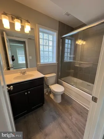 $2,695 | 4114 3rd Street, Unit 2, North Beach, MD 20714
