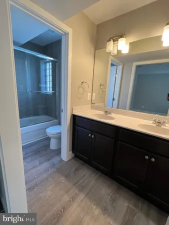 $2,695 | 4114 3rd Street, Unit 2, North Beach, MD 20714