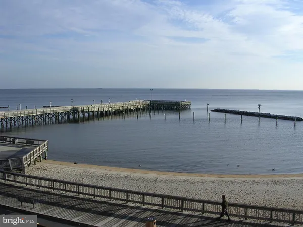 $2,695 | 4114 3rd Street, Unit 2, North Beach, MD 20714
