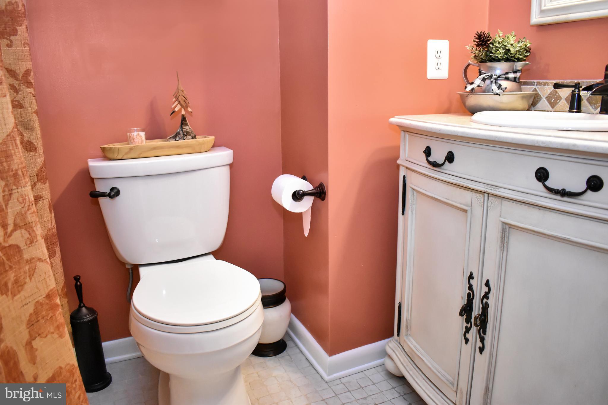 120 Kingbrook Road Linthicum Heights, MD 21090 - Photo 17 of 42 Main Level Hall Full Bath