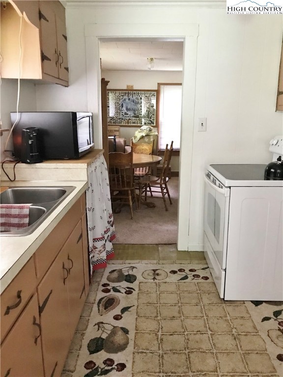 1232 Ed Little Road Creston, NC 28615 - Photo 10 of 20 Gallery Image 10