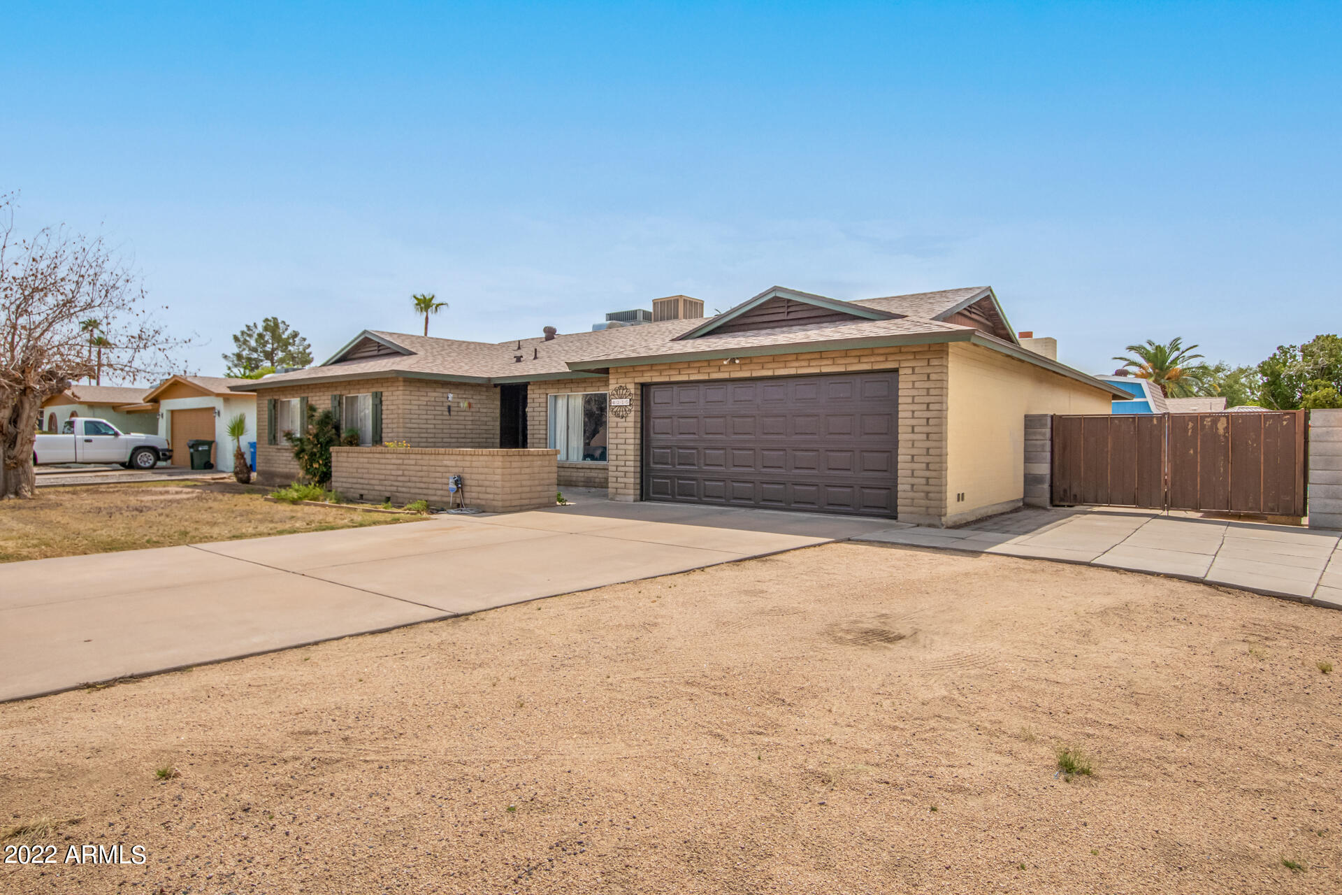 4115 West Ruth Avenue Phoenix, AZ 85051 - Photo 5 of 44 0005-05-Ruth