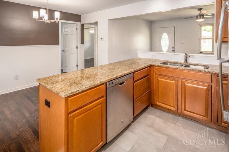 3333 Alexis Road Cincinnati, OH 45239 - Photo 14 of 32 Gallery Image 14