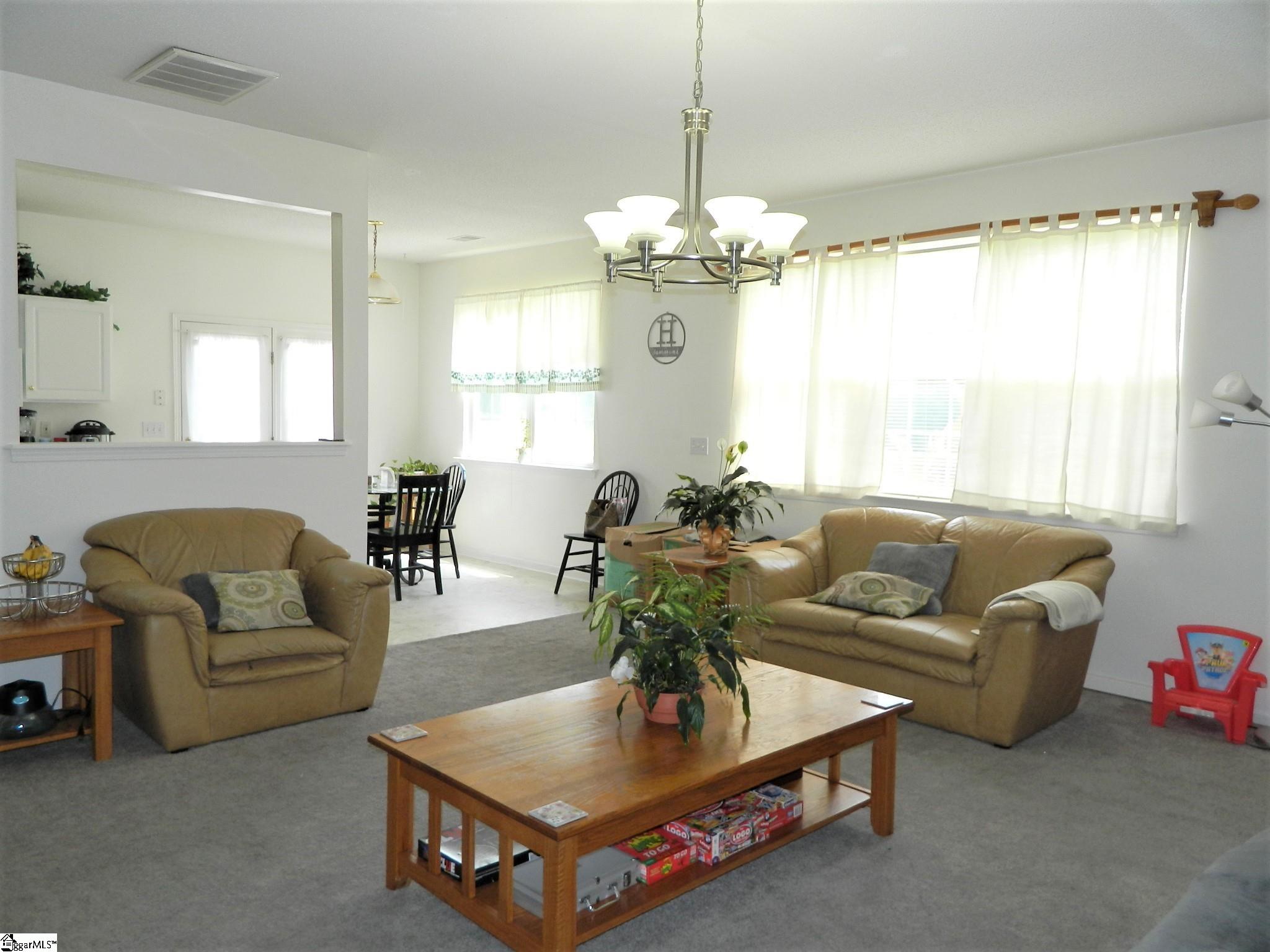 15 Appleton Lane Mauldin, SC 29662 - Photo 10 of 36 Gallery Image 10