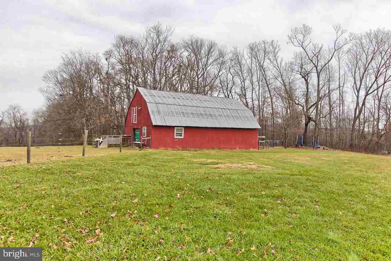1135 Pleasant Grove Road Red Lion, PA 17356 - Photo 25 of 28
