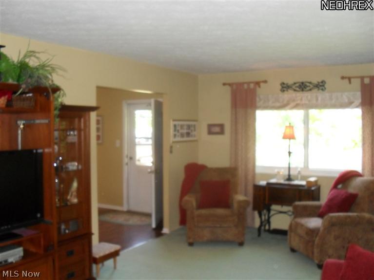 25130 Columbus Road Bedford Heights, OH 44146 - Photo 3 of 25